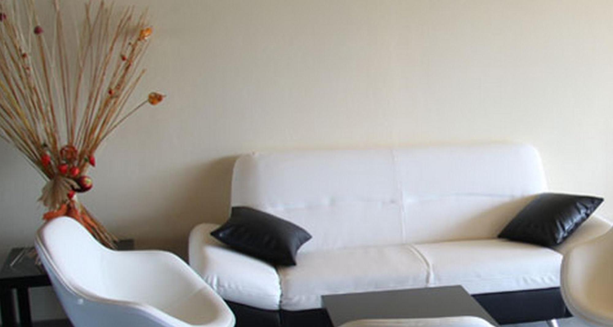 Hotel Logis Le Cadusia Chaource Zewnętrze zdjęcie