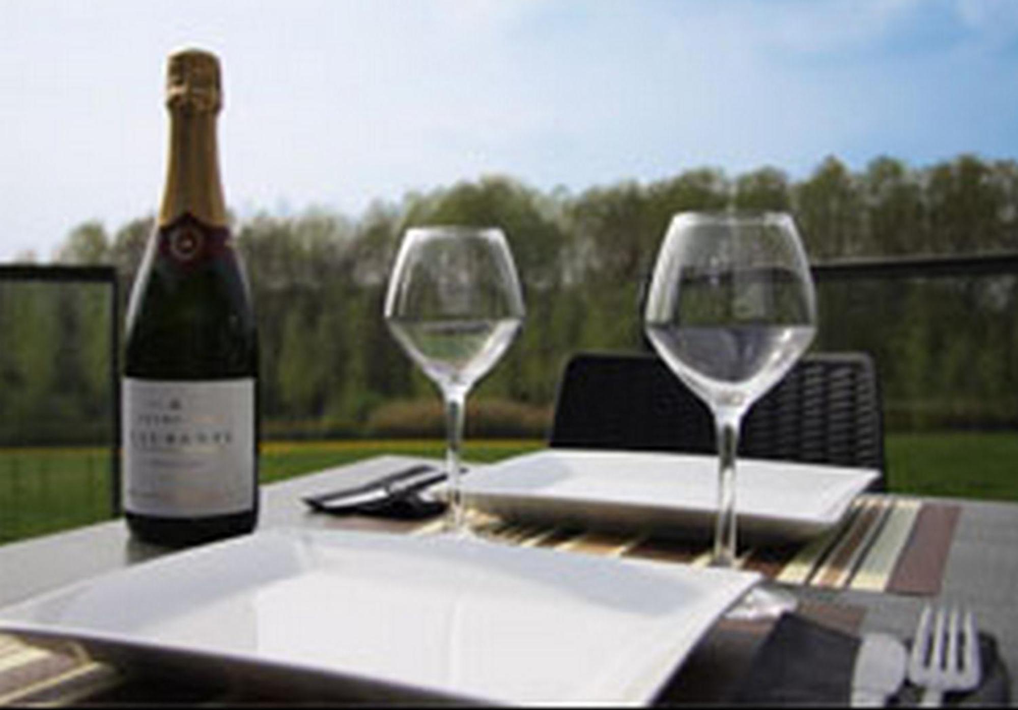 Hotel Logis Le Cadusia Chaource Zewnętrze zdjęcie