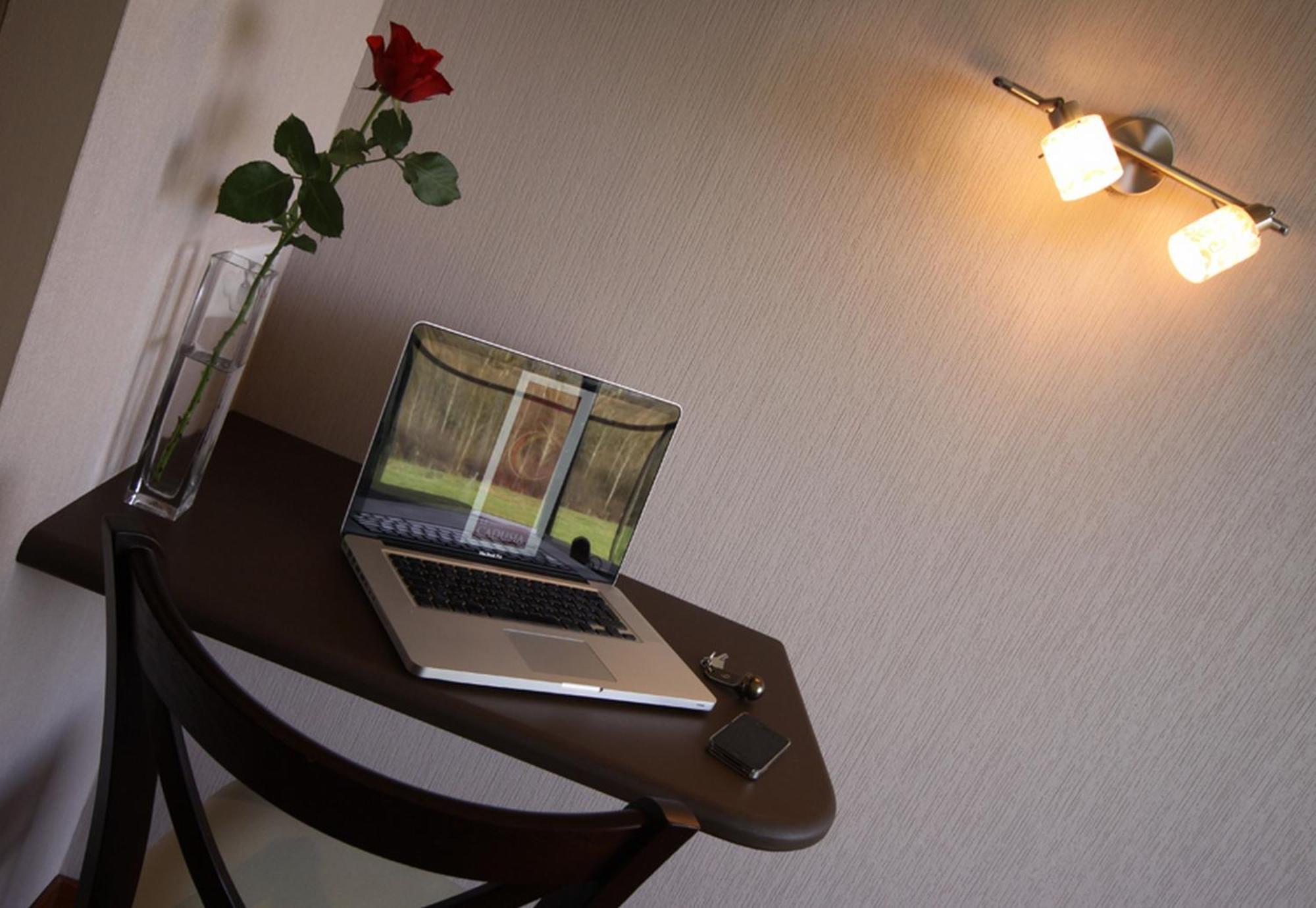 Hotel Logis Le Cadusia Chaource Zewnętrze zdjęcie