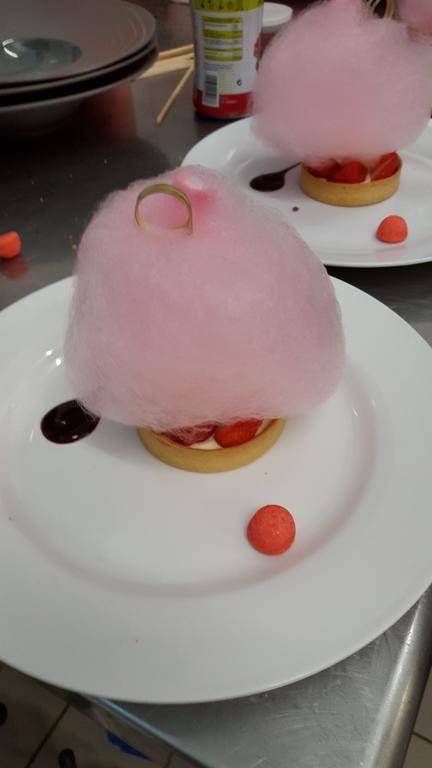 Hotel Logis Le Cadusia Chaource Zewnętrze zdjęcie