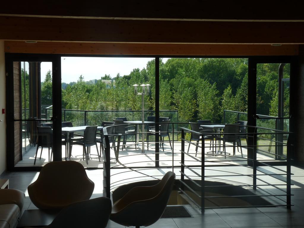 Hotel Logis Le Cadusia Chaource Zewnętrze zdjęcie
