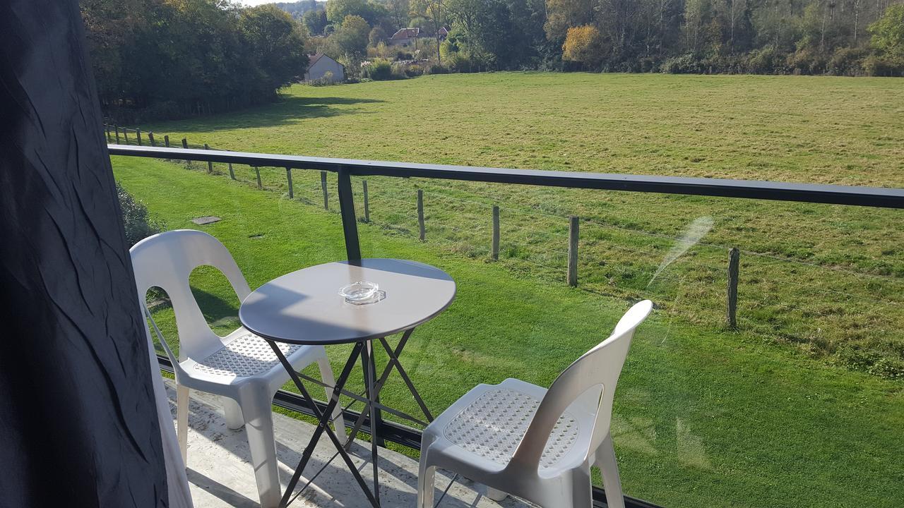 Hotel Logis Le Cadusia Chaource Zewnętrze zdjęcie