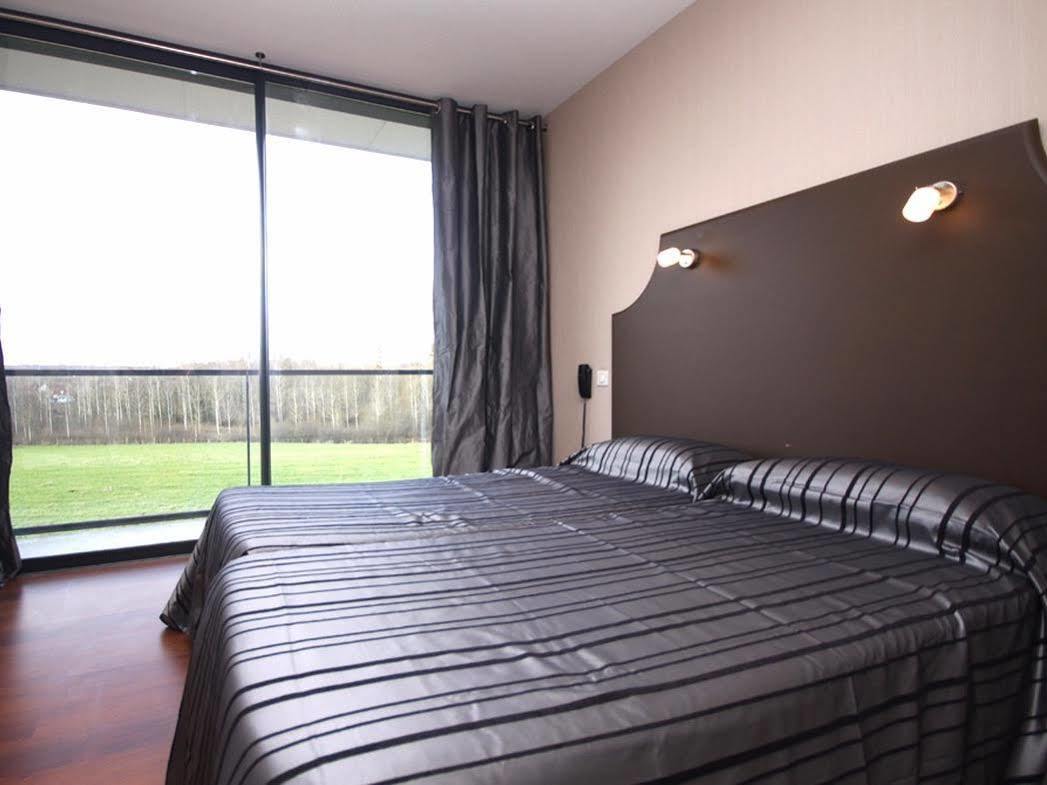 Hotel Logis Le Cadusia Chaource Zewnętrze zdjęcie